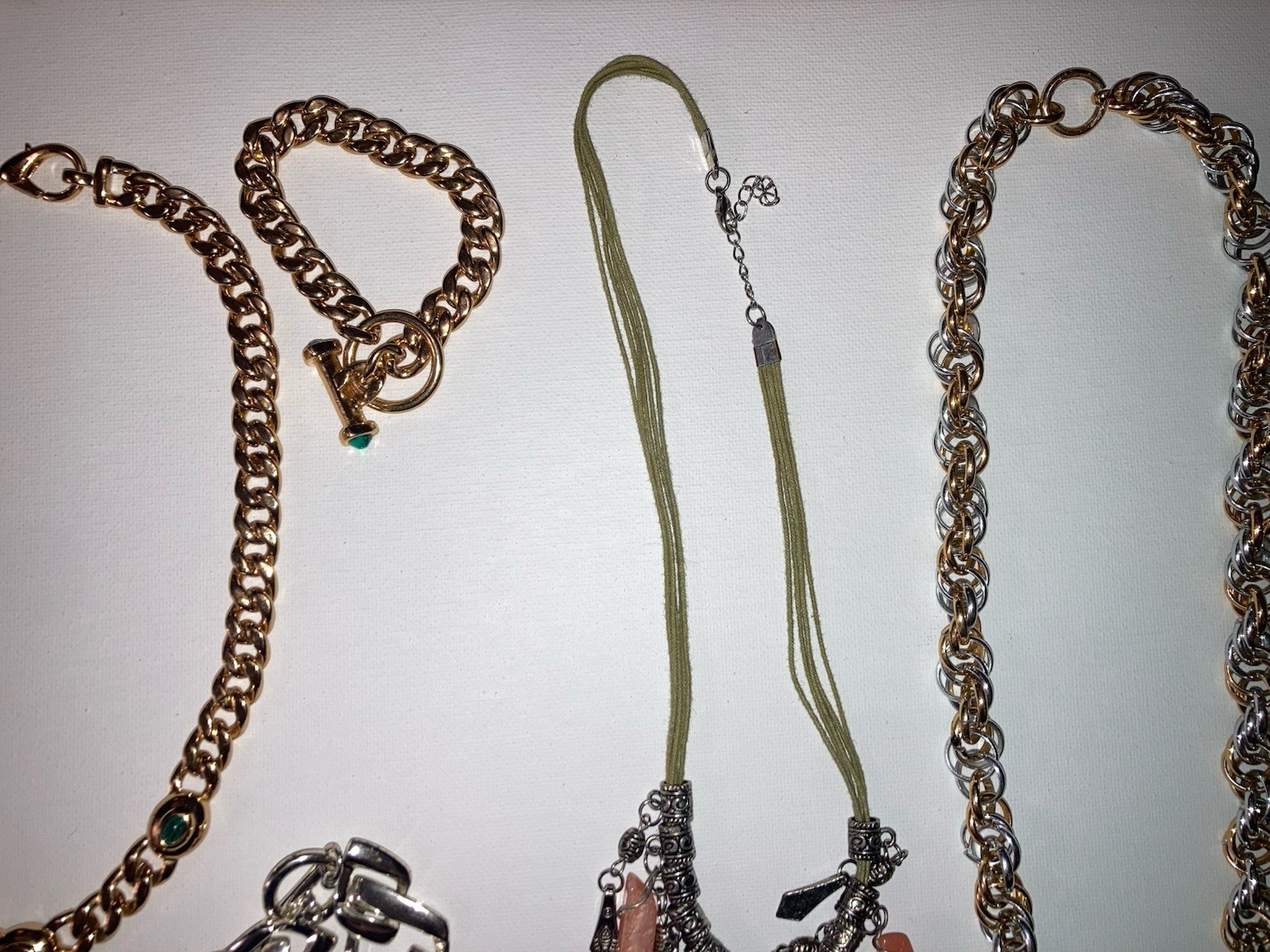 Lot Of 12 Pieces Of Costume Jewelry Stones Metal Bracelets Necklaces Excellent