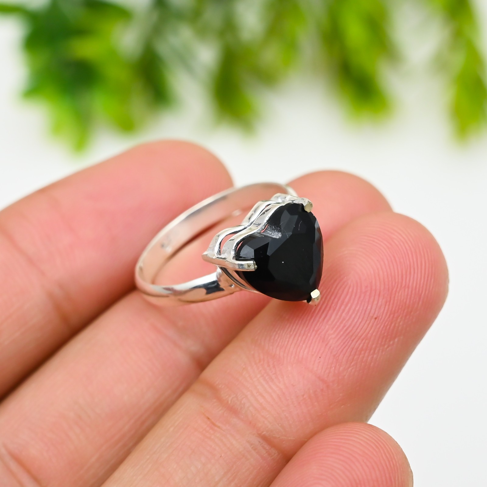 Black Onyx Gemstone Round 925 Sterling Silver Handmade Jewelry Ring Gift For