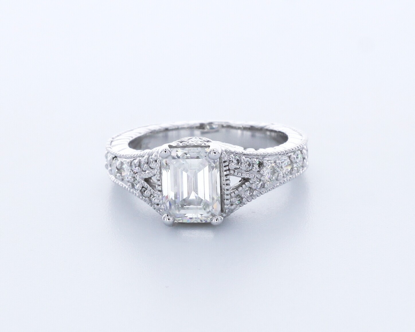 2.5CT Lab-Created Diamond E/VVS2 Very Good Emerald Cut 14K White Gold 4-Prong Se