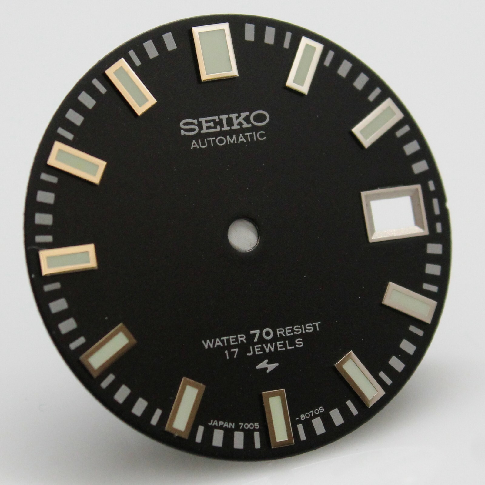 Resist Black Dial Seiko Diver 7005 8052 8050 Poor Man’s 62MAS 70 meter 17j Green