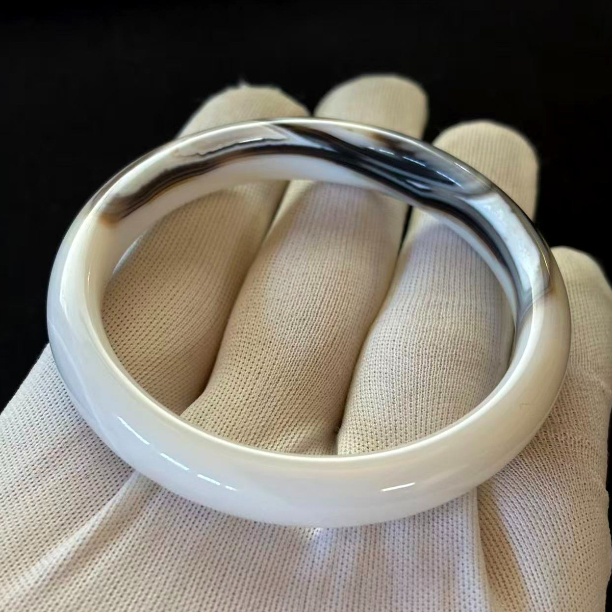 Inner Perimeter 7 in, Natural Agate Bangle Bracelet Slender Wrist, Width 10.2 mm