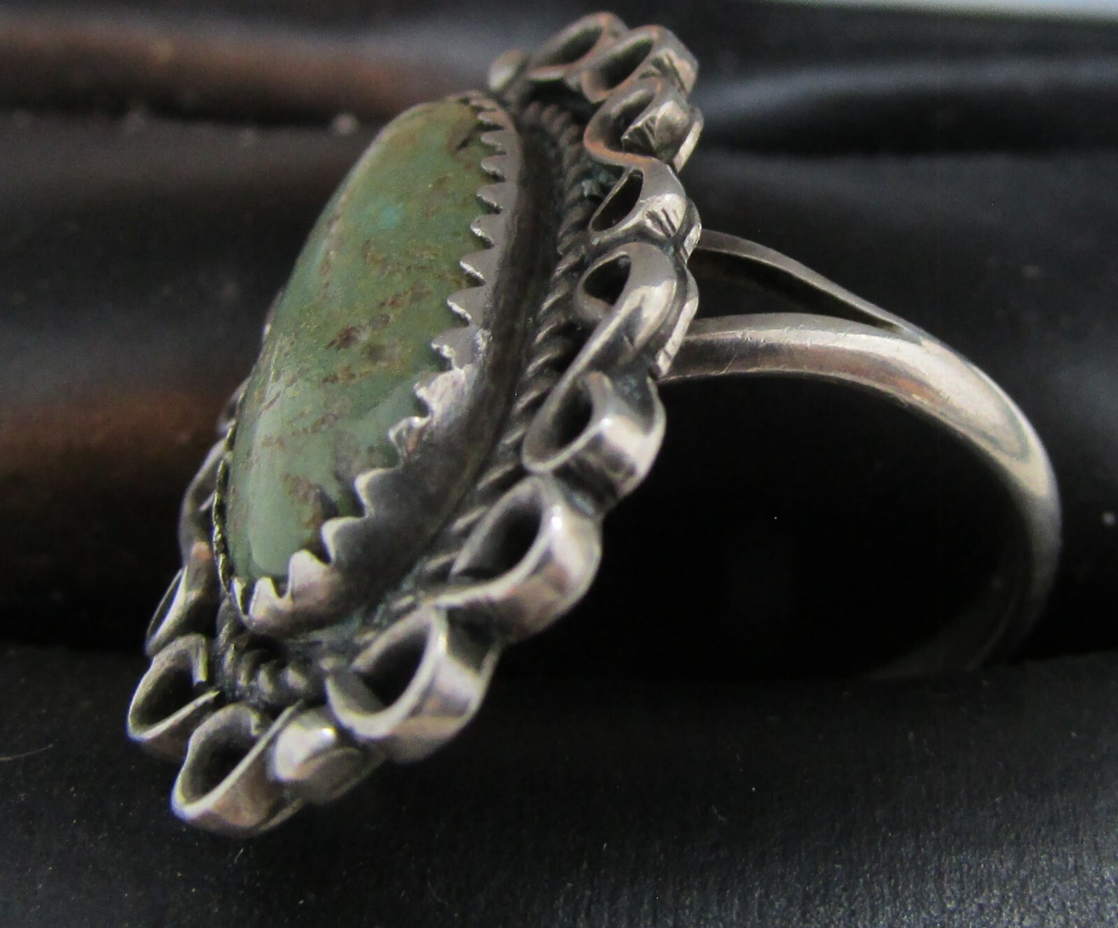 VINTAGE SOUTHWEST N A GREEN TURQUOISE RING SIZE 7.5