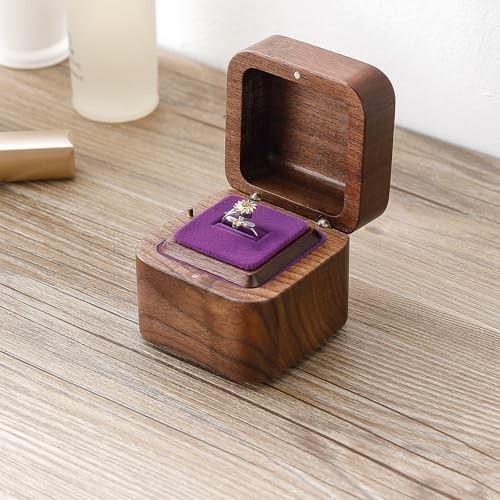 Walnut Wood Engagement Ring Music Box Tune：You are my sunshine Walnut wood