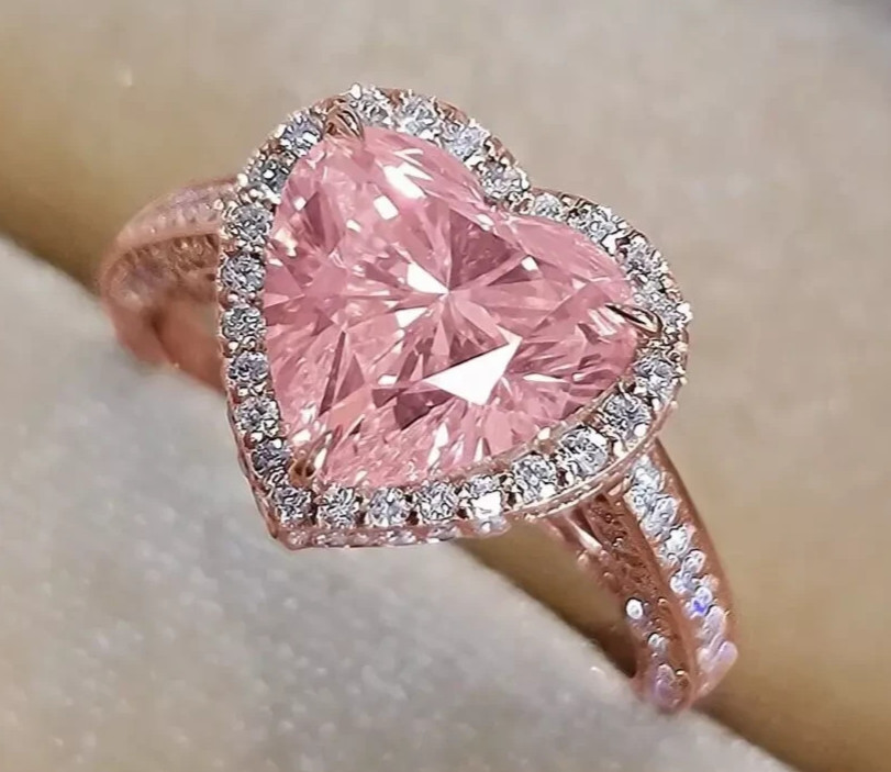 7.00 Ct Certified Heart Shape Natural Pink Diamond Ring VVS1 Rose Gold Finish