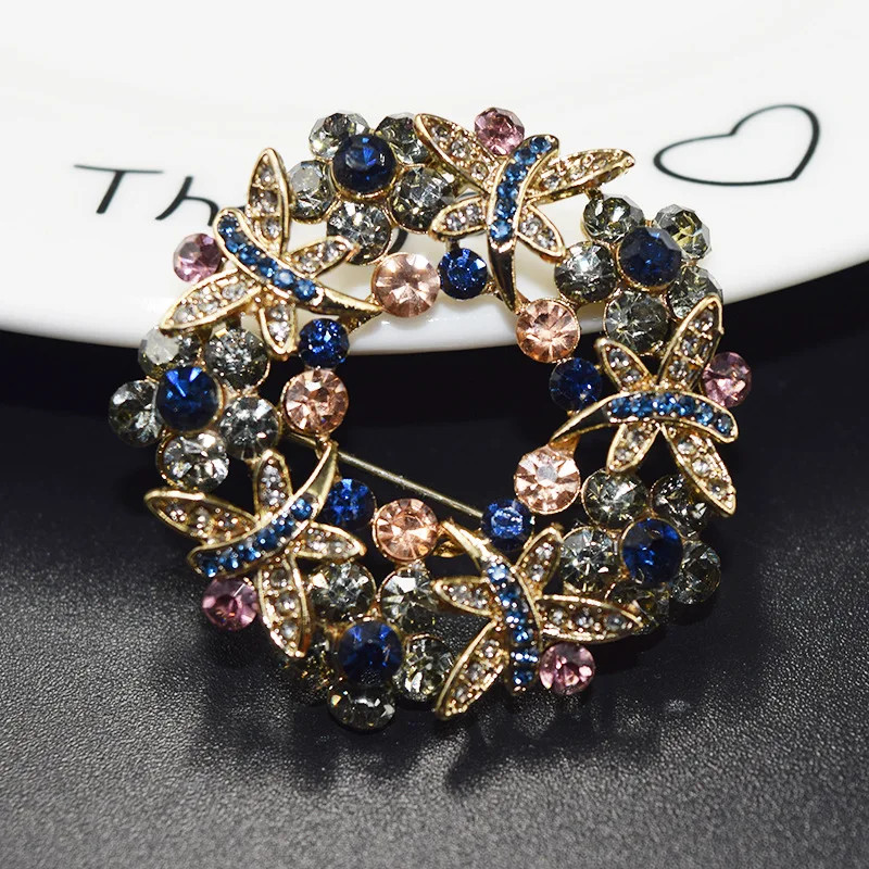 Rhinestone Brooch Wreath Floral Hollow Inlay Lapel Pin Clothing Jewelry