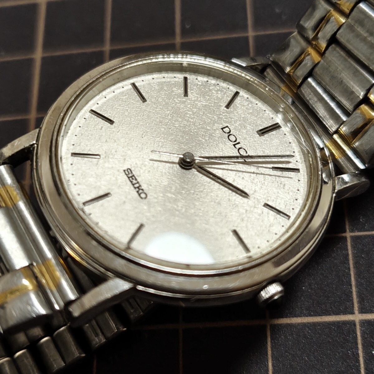 Working SEIKO Seiko QZ 5E31-6D30 Dolce Silver Dial Men Watch Battery Management