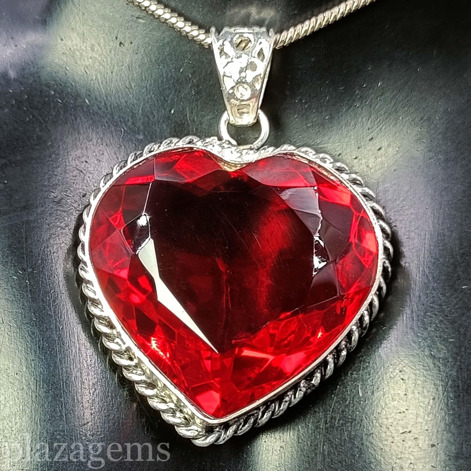 90.00 Carat Natural Red Ruby Heart Pendant 925 Sterling Silver Gems 5NSJ