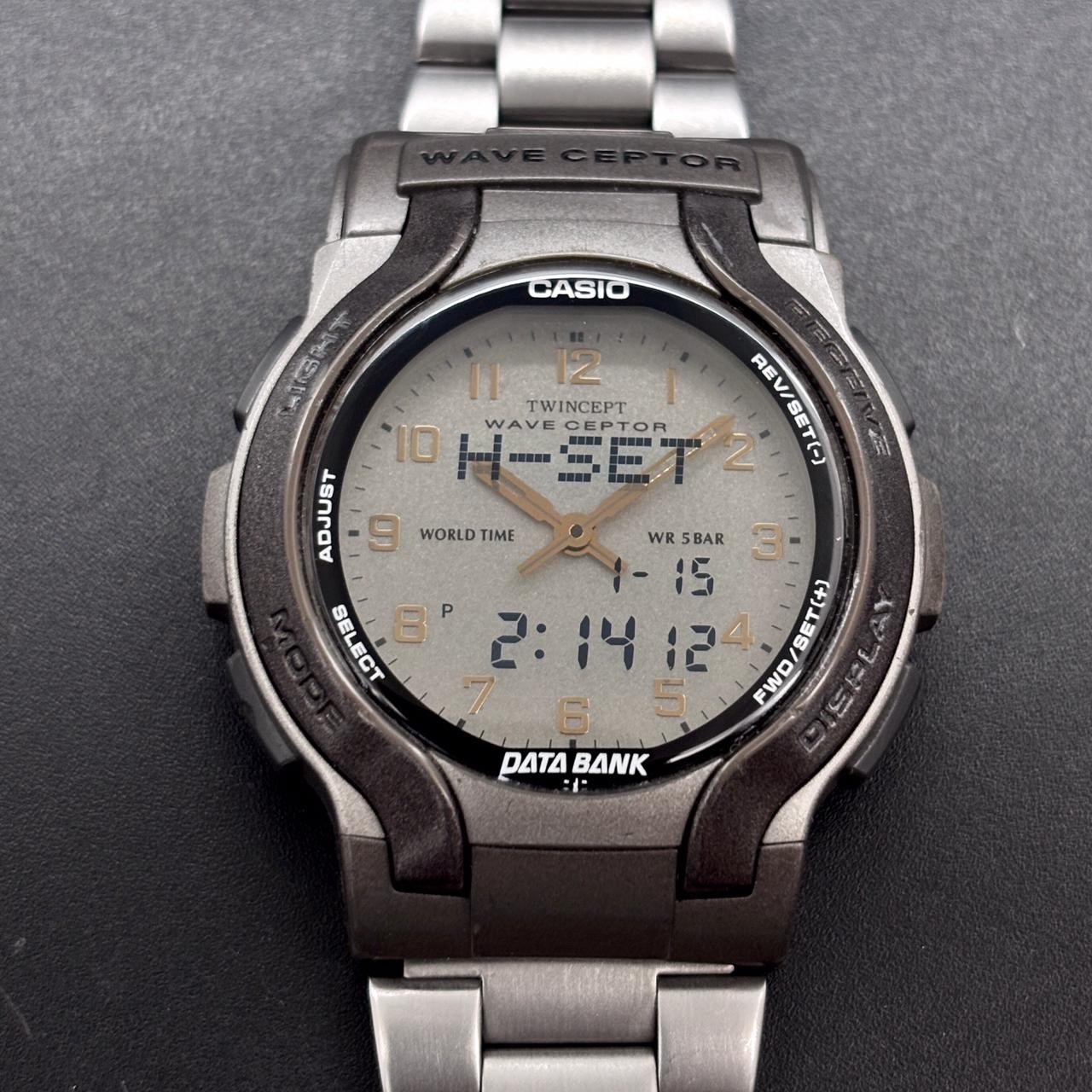 Vintage Casio Wave Ceptor WVA-200 Data Bank Ana/Digi Japan Men’s Watch Mod. 2370