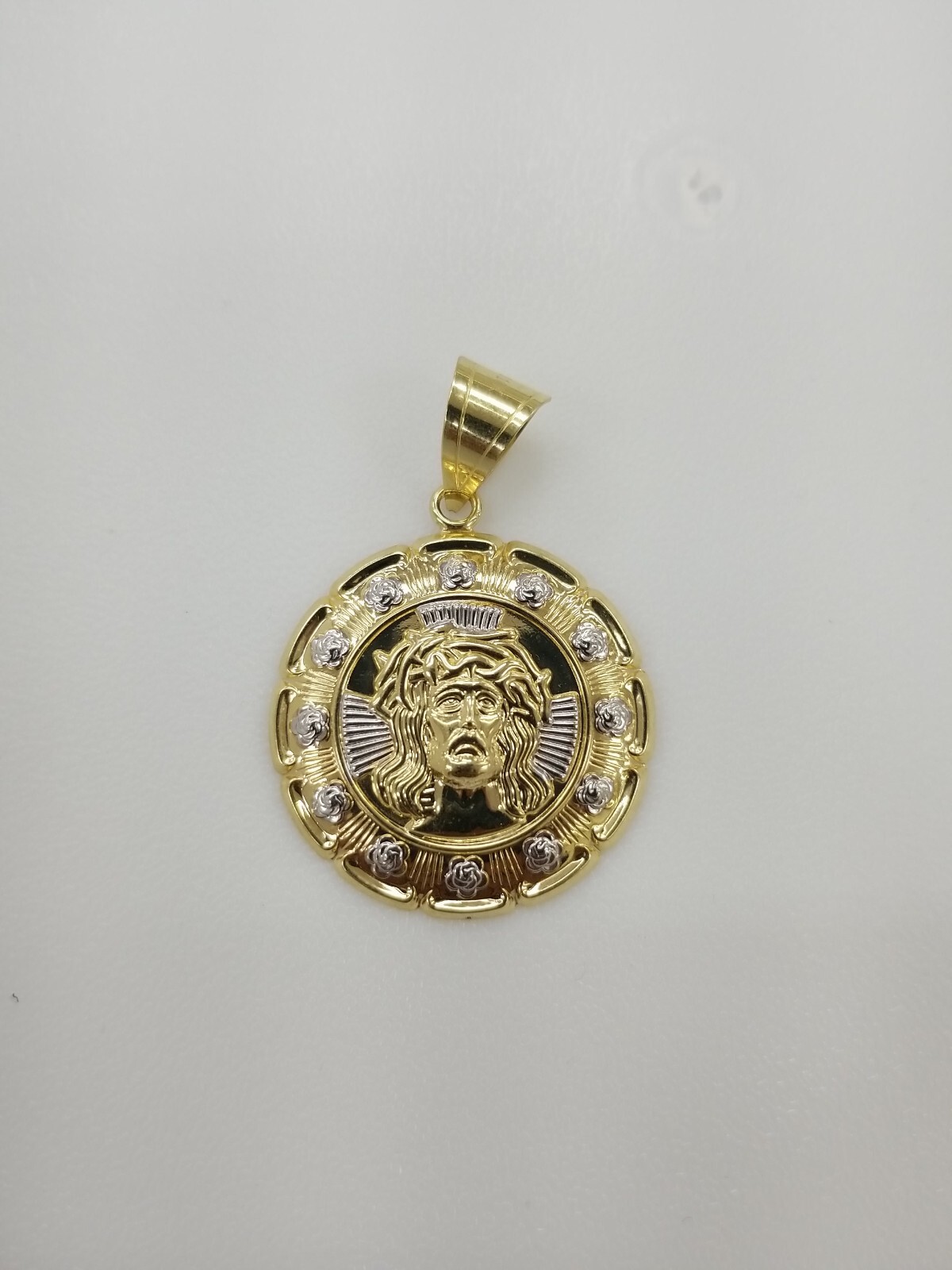 10KT Gold Jesus 2Tone pendant 7mm Bail 100% genuine Gold, Brand New 6.2 grm