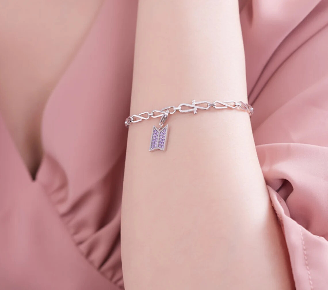 with tags BTS STONEHENgE Moment of Light Jewelry Official Army Necklac G1N