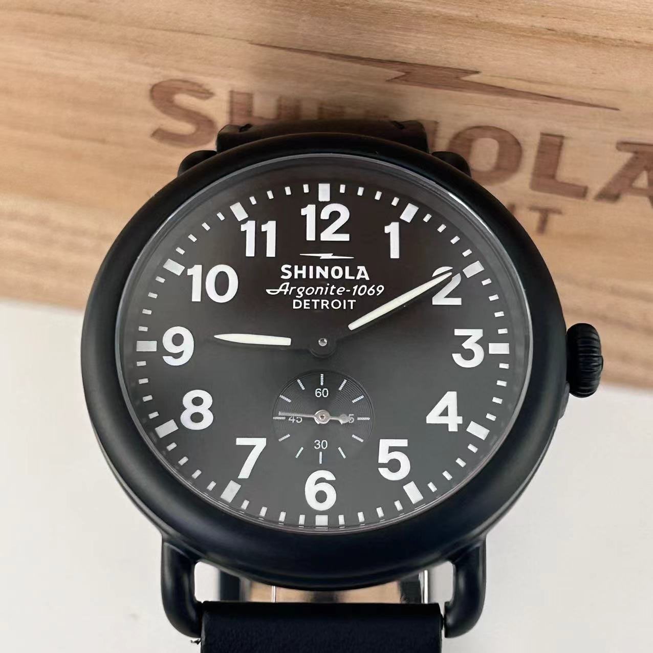 Shinola Runwell Argonite 1069 Quartz Men’s Watch Black Dial Leather Strap 41mm