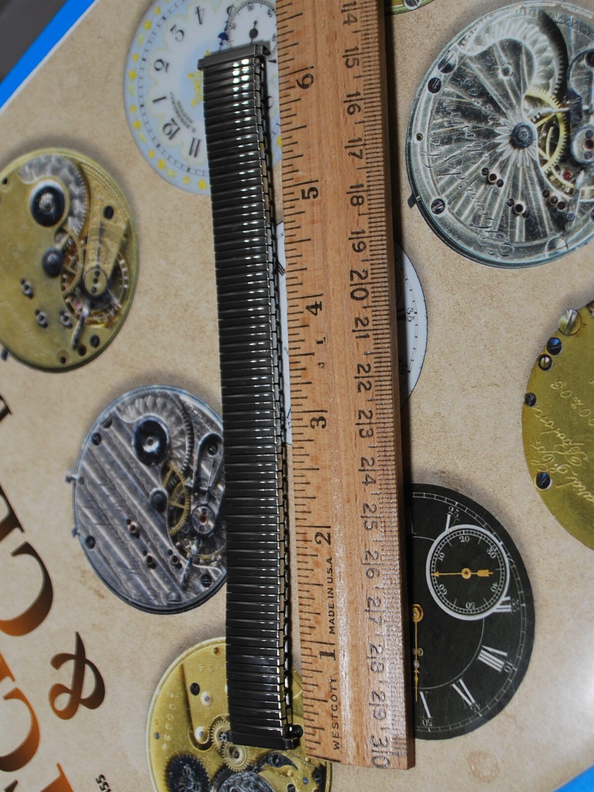 Vintage NOS 16mm to 19mm Town & Country S.S. Men’s Watch Band –SE2915