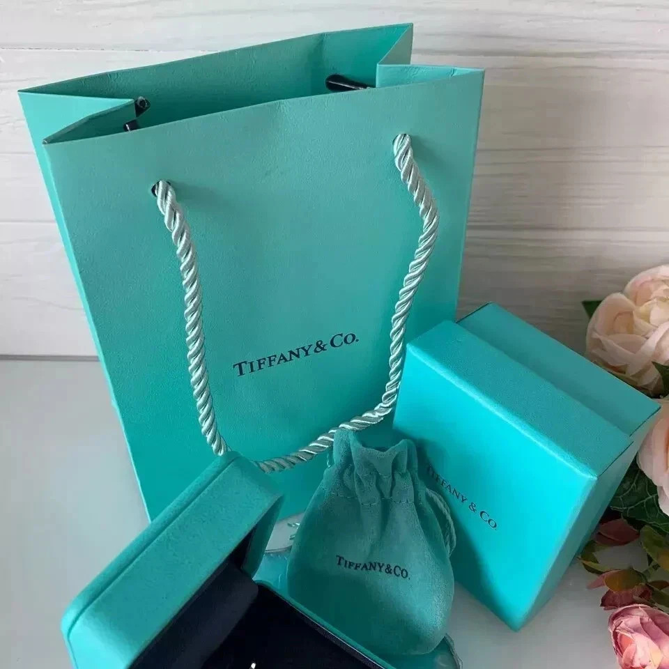 TIFFANY & CO. BLUE LEATHER PRESENTATION NECKLACE GIFT BOX, FULL SET