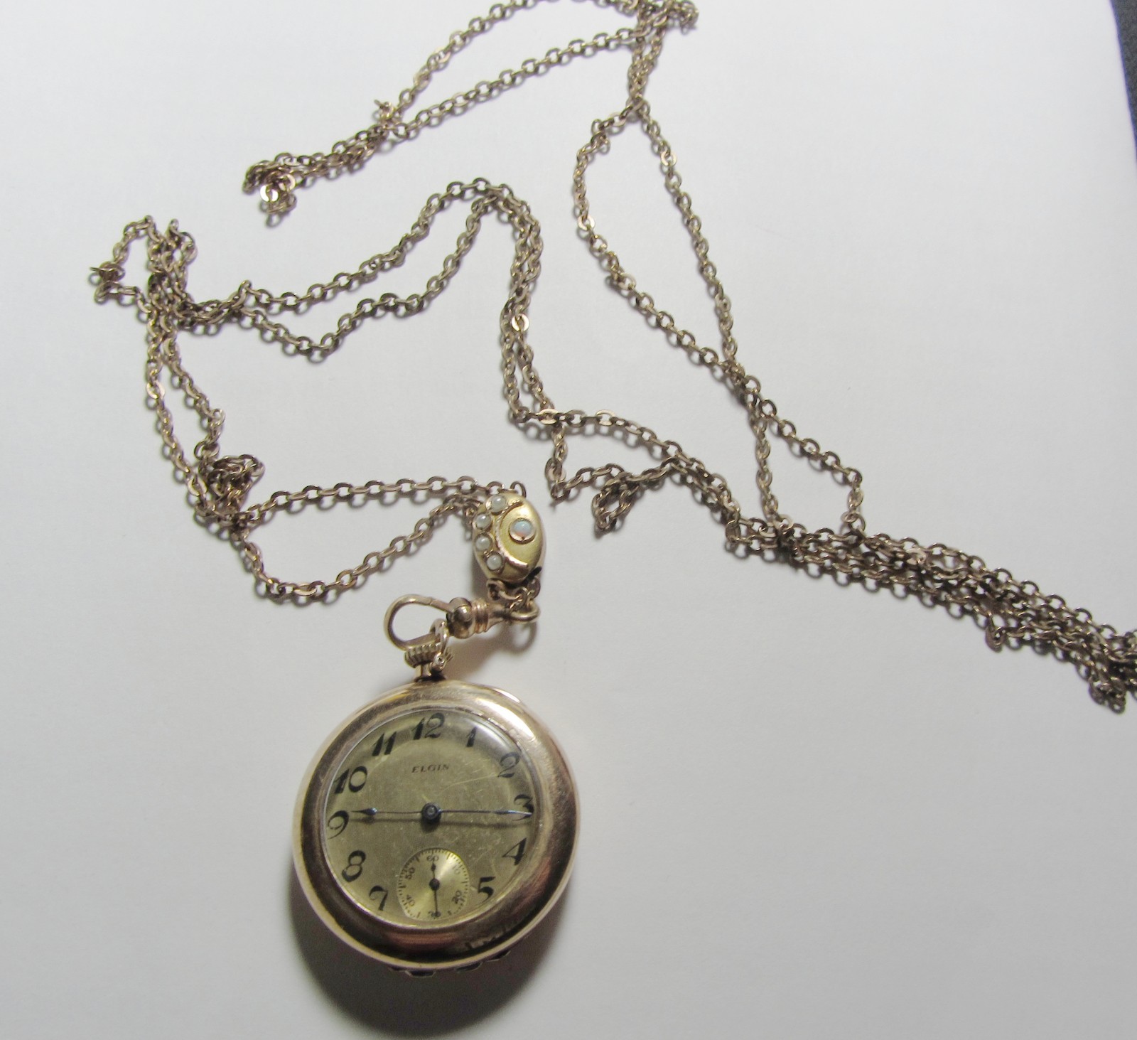 Antique Elgin Ladies Pocket or Pendant Watch Excellent with Chain