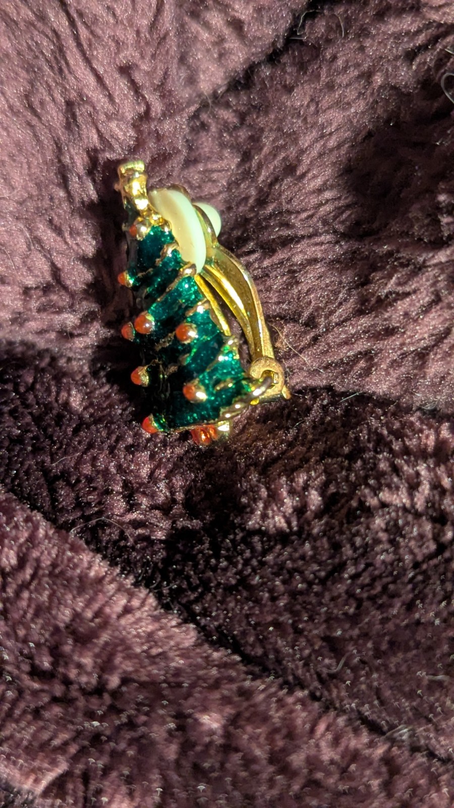 Christmas Tree Earrings Clip On Holiday Winter Gold Tone multicolor ornaments
