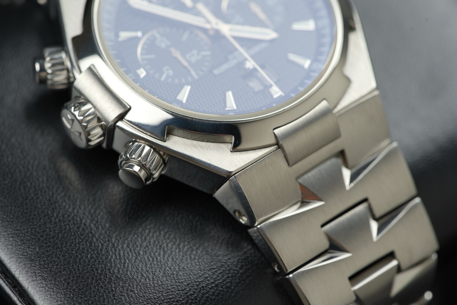 Vacheron Constantin Overseas Chronograph 42mm 49150/B01A-9097 | 2011 Papers