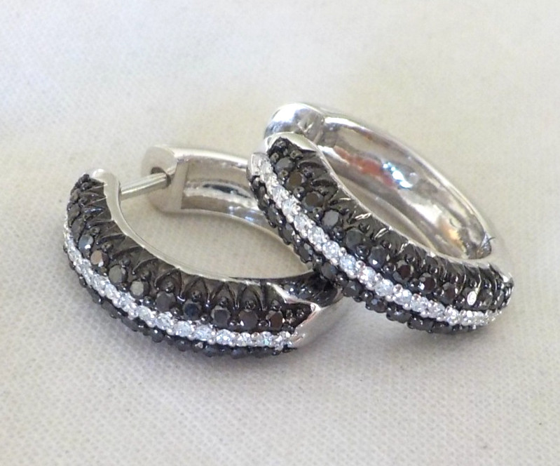 Sparkling 14K White Gold Hoop Diamond Earrings – 5.70 gms, 0.70 in, 0.50 ctw