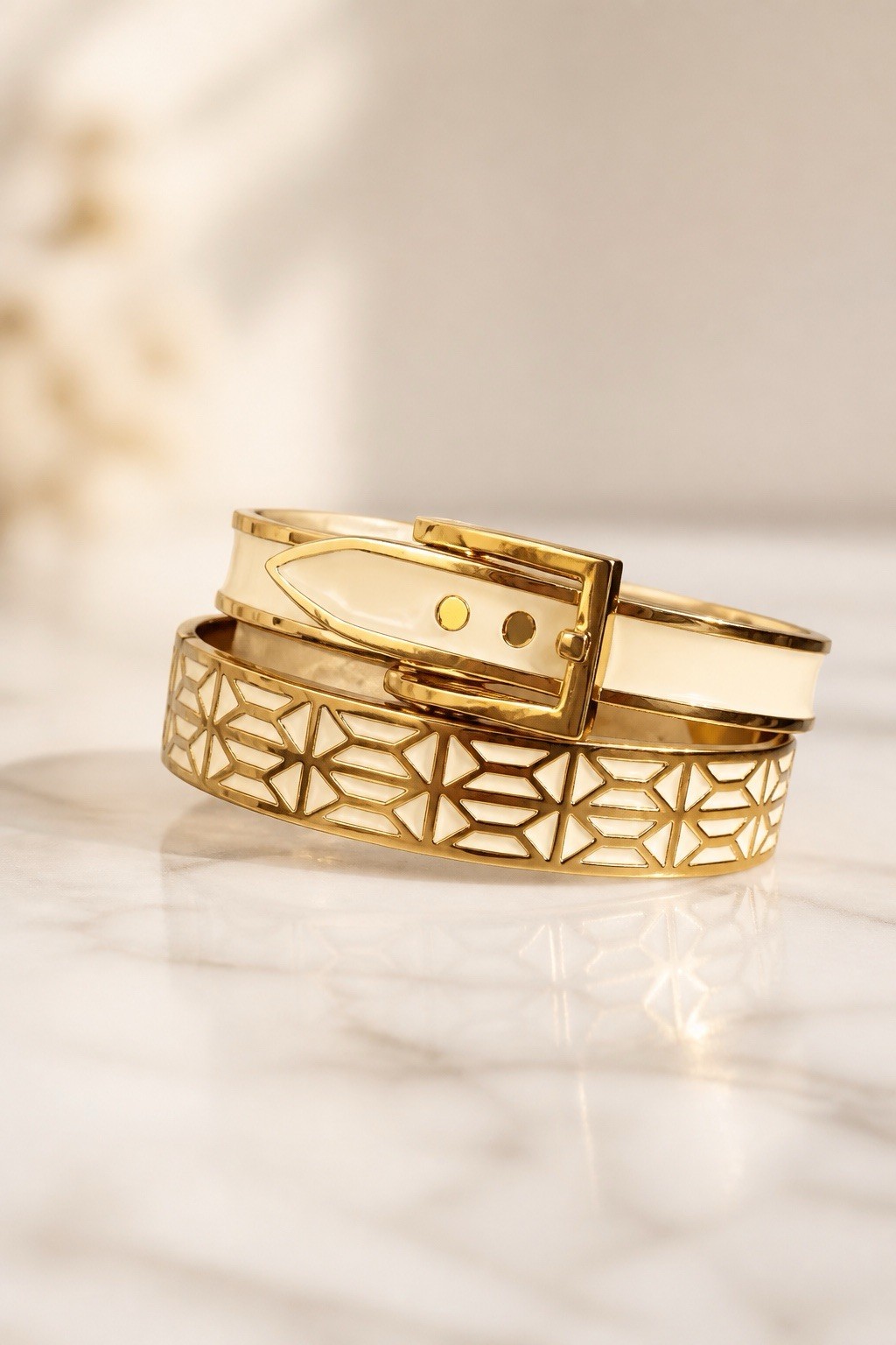 Stella & Dot Breezeblock Enamel Bangle & Gold Tone Buckle Bracelet Stack Set