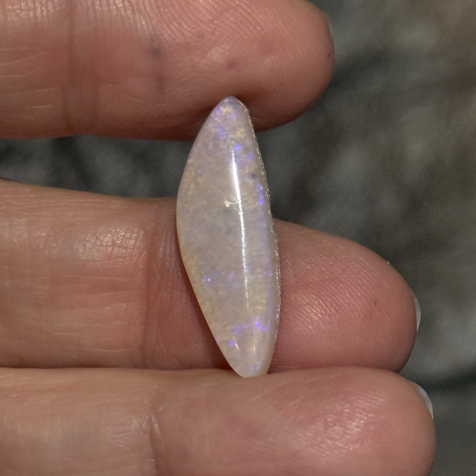 6.2ct 25.8×8.5×4.7mm Fine Natural Australian Crystal Pipe Opal Cabochon Gem