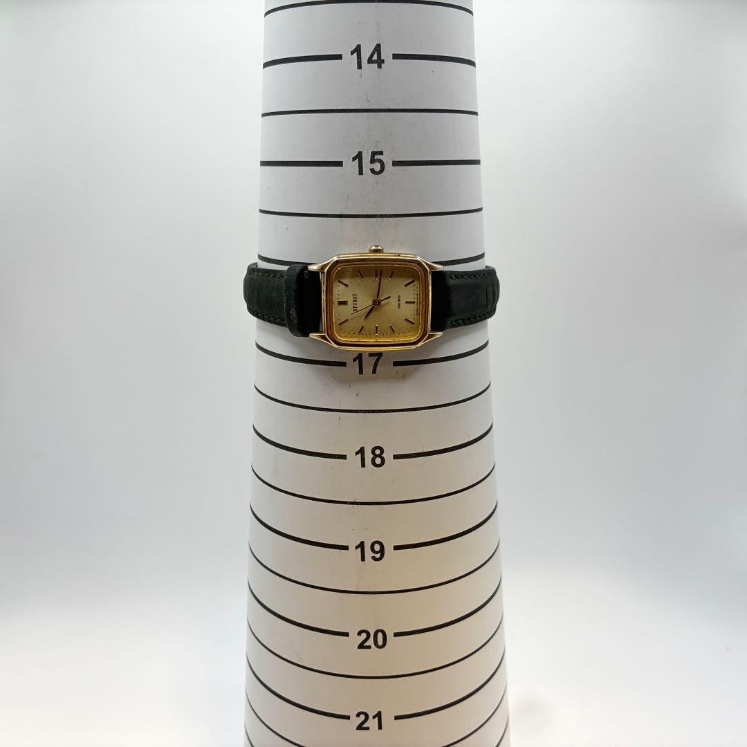 Working ⭐️ SEIKO SPIRIT Quartz Women’s Square Gold Watch