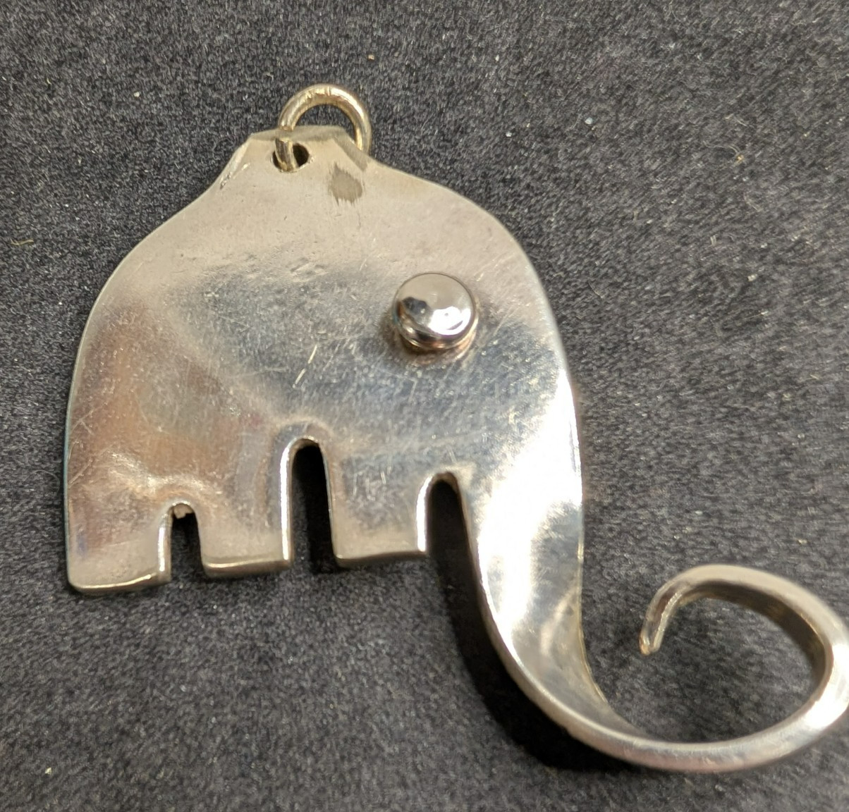 Vintage Sterling Silver Elephant Pendant Modernist Design 30.0 Grams Silver