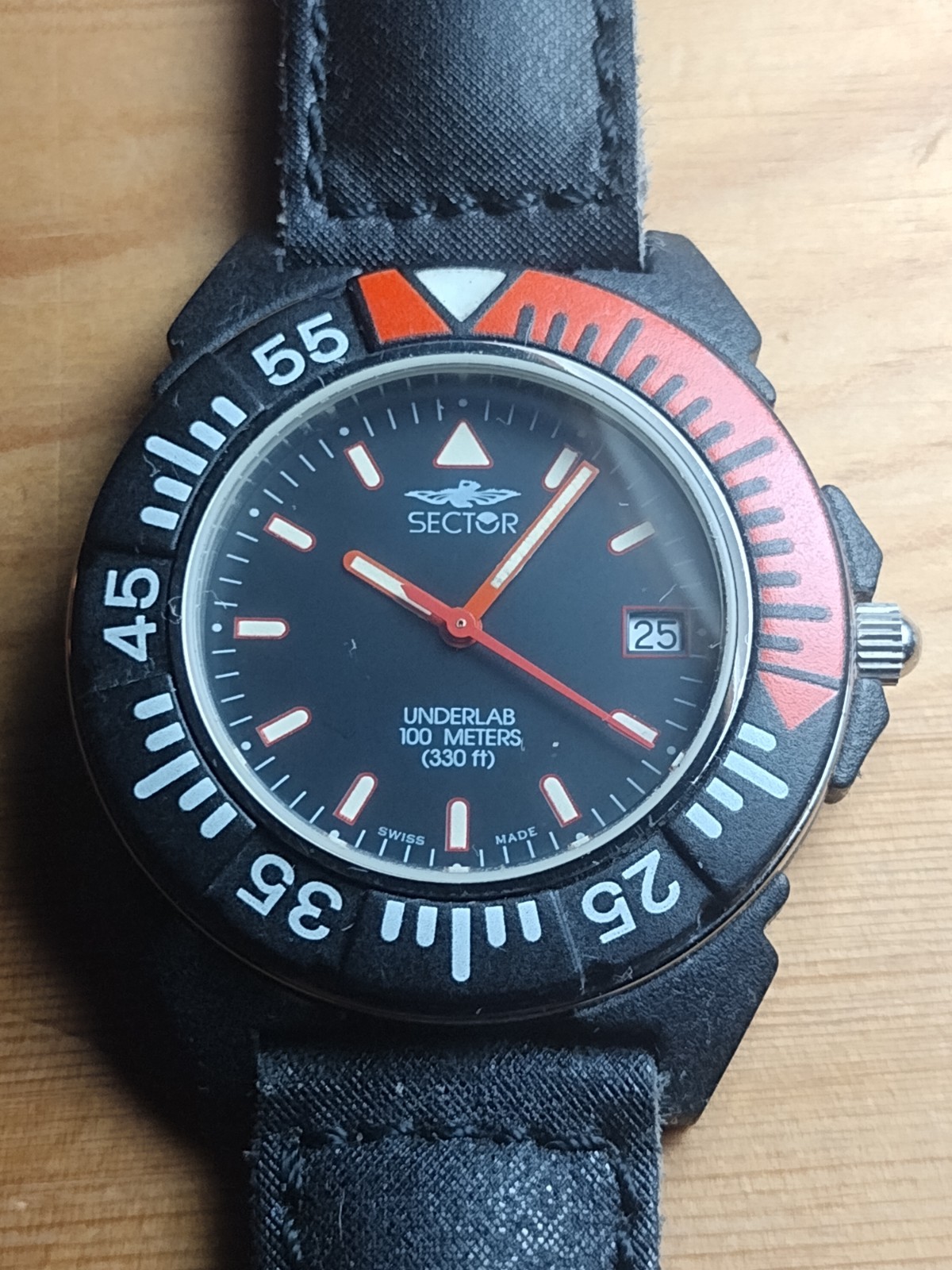 NEW VINTAGE! Sector UNDERLAB 1851200015 watch chronograph LEATHER 100M WARRANTY