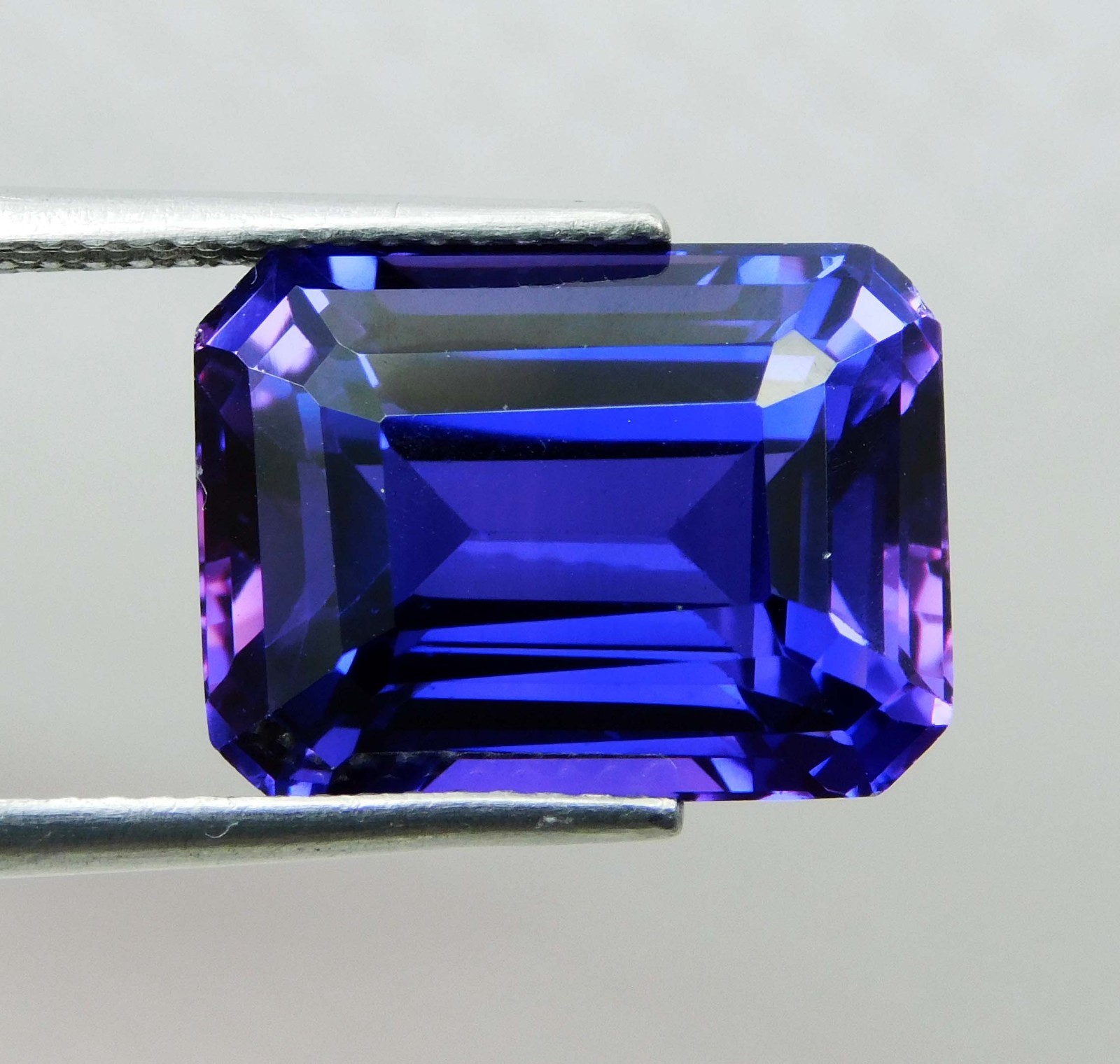 Natural Purple Blue Tanzanite 10.45 Ct AAA Emerald Cut Certified Faceted Gems