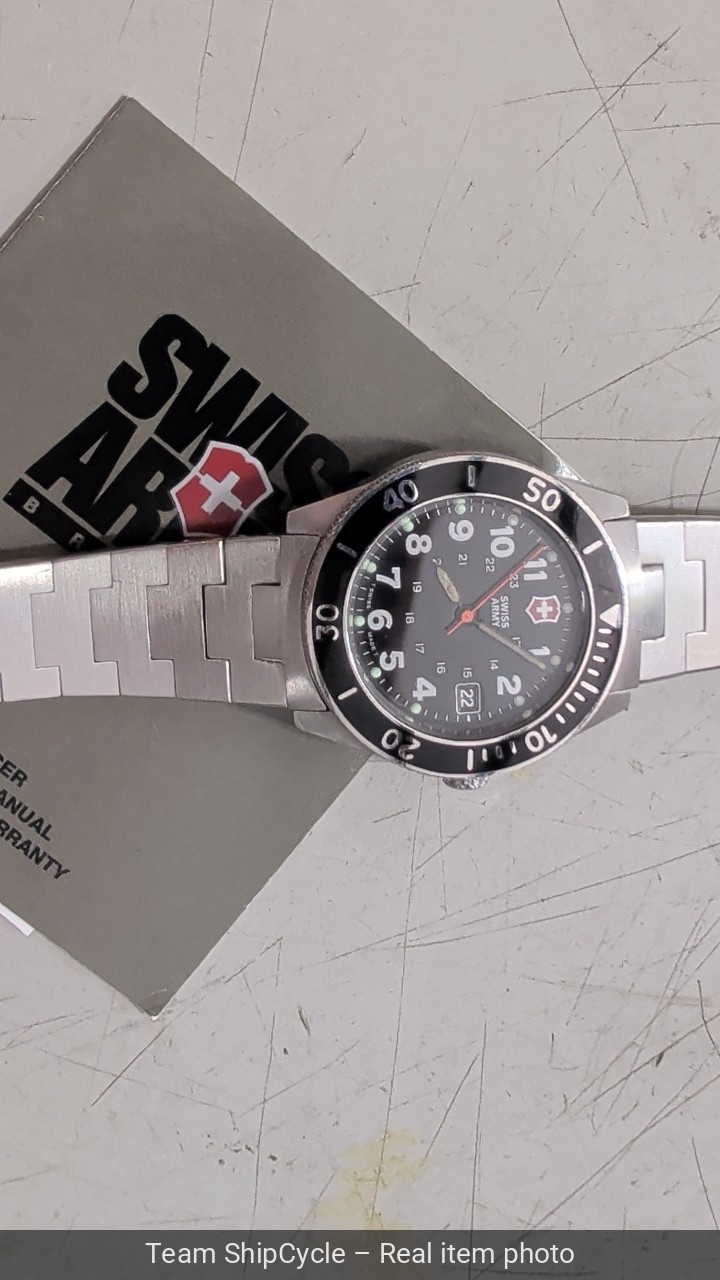 Victorinox Swiss Army Lancer 100 Men Military Quartz Watch G2U