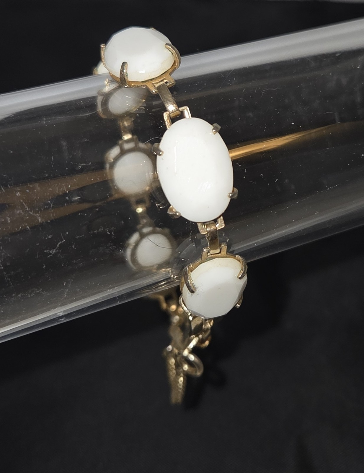 Vintage White Milk Glass Faceted Cabochon Bracelet Gold Tone with Safety Chain