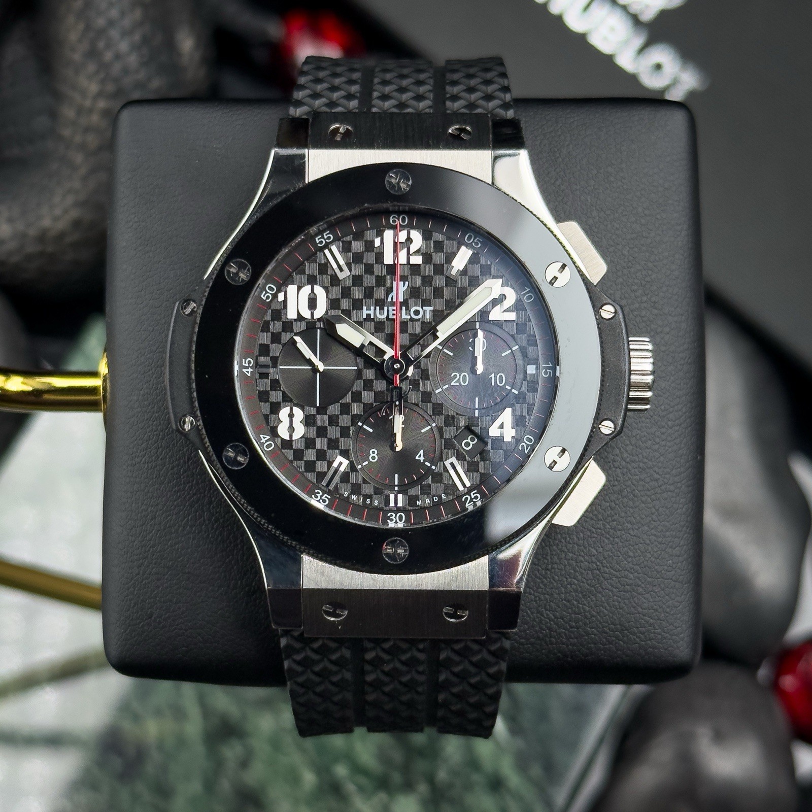 Hublot Big Bang Chronograph 301.SB.131.RX Carbon Dial / Ceramic + Extra Strap