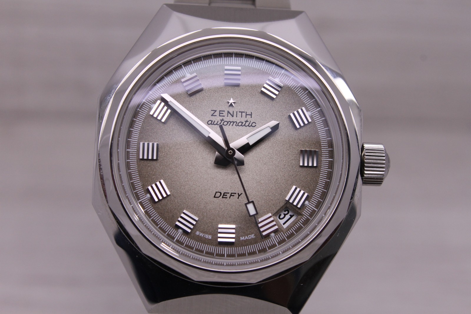 Zenith Defy Revival A3642 Mens 37.5mm Automatic Divers Watch Boutique w Band Box
