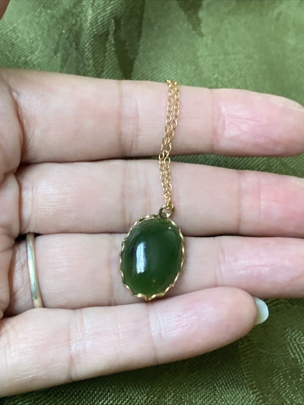 Vintage Mid Century 12K Gold Filled Green Jade Necklace 16”