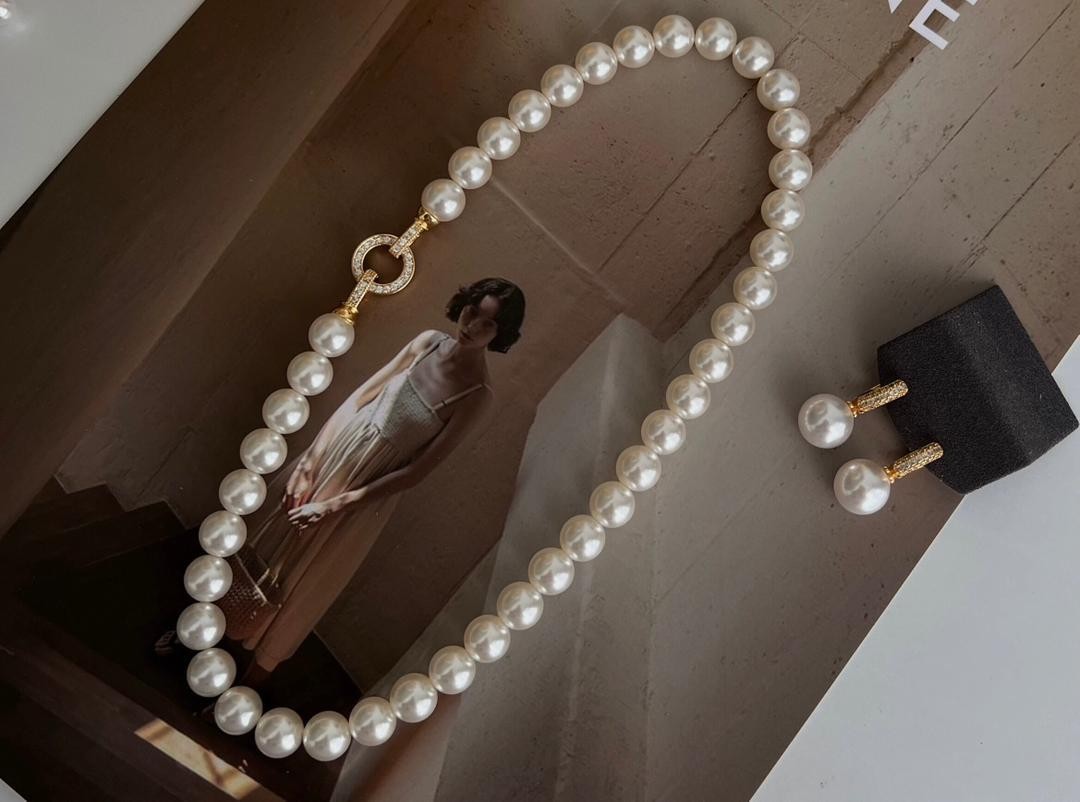 Akoya Premium French Style Pearl Earrings & Necklace Set multi layered Design