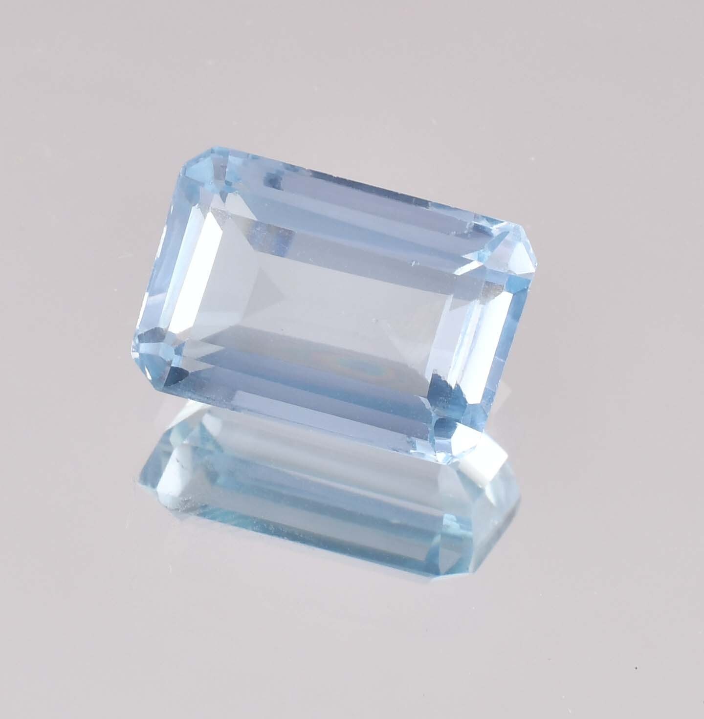 17 x 11 mm 100% Natural Sky Blue Aquamarine 17.40 Ct Loose Gemstone GITcertified