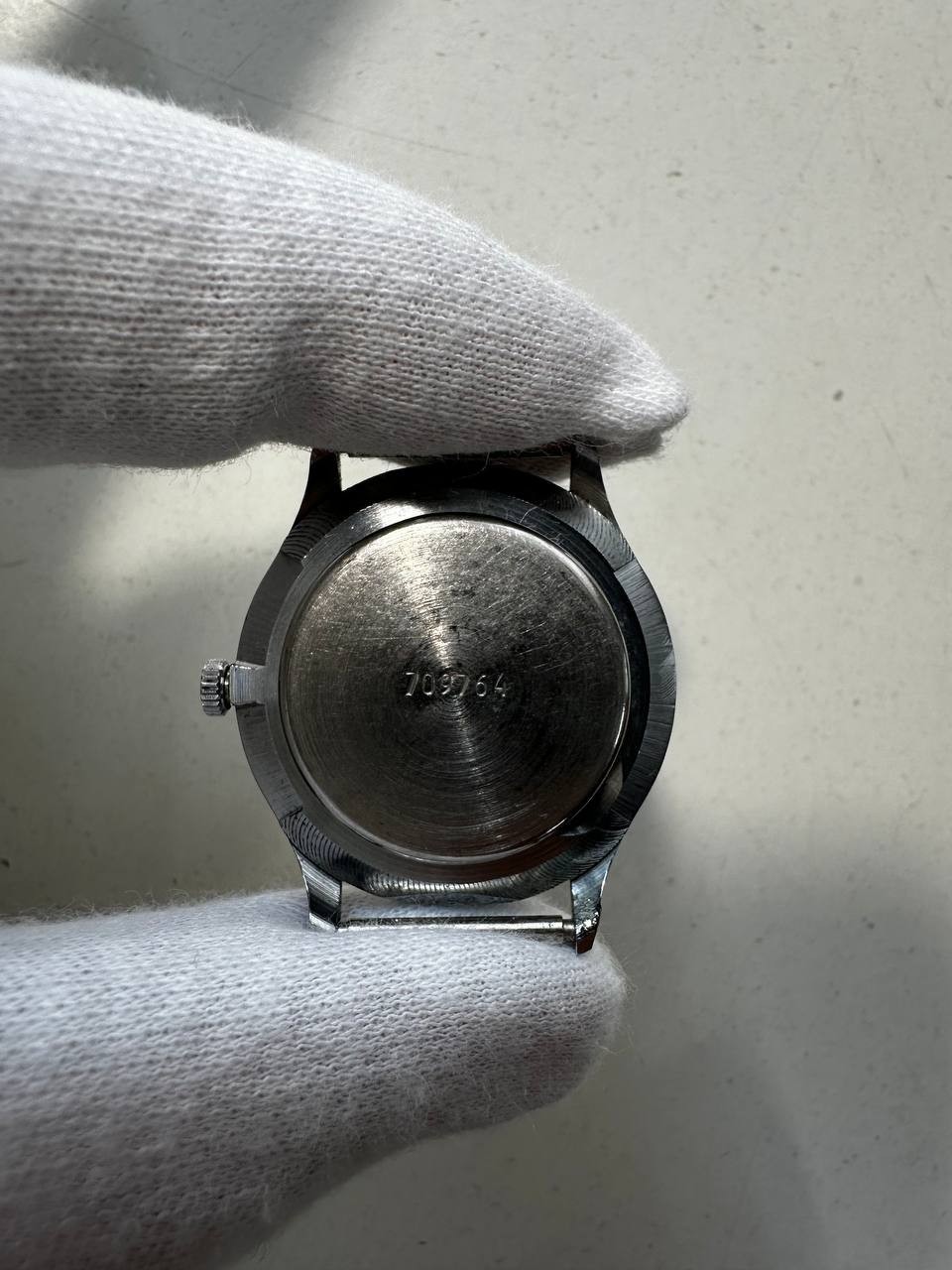 Vintage USSR Chaika 17 Jewels Hockey Player Mechanical Watch Rare Soviet Dial