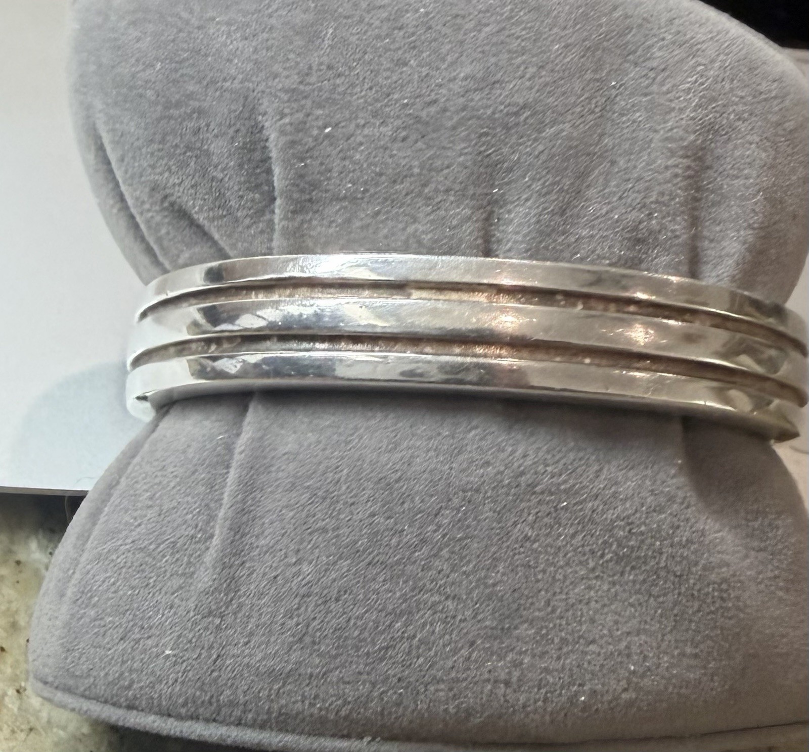 Tiffany & Co. Sterling Silver 1995 Atlas Groove Cuff Bracelet 46.5 Heavy Grams