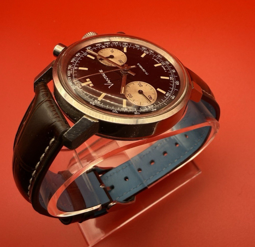 1960’s Vantage Chronograph by Hamilton – Valjoux 7733 Vintage RUNNING WELL