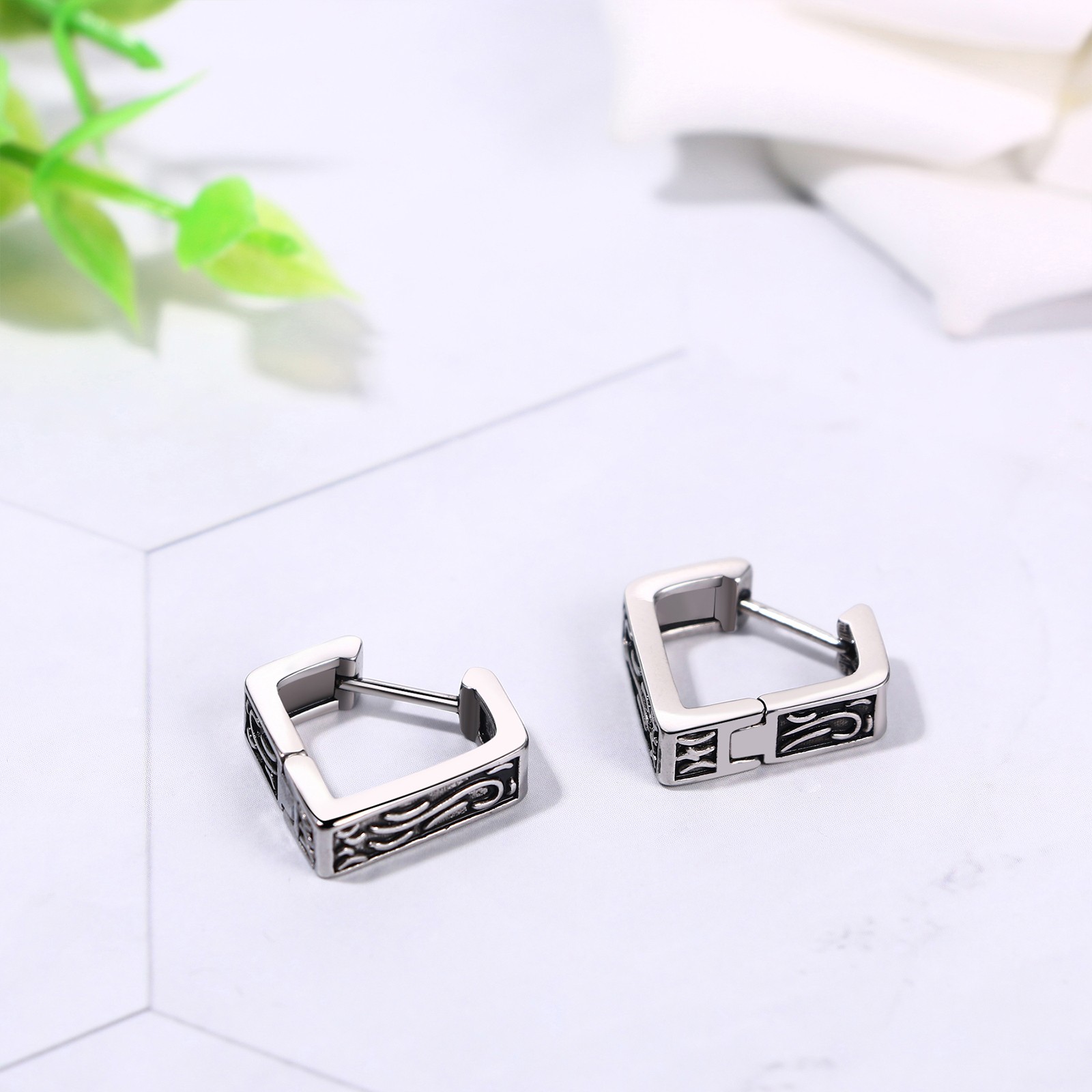 Men’s Women Punk Viking Stainless Steel Earrings Tribal Triangle Dangle Earrings