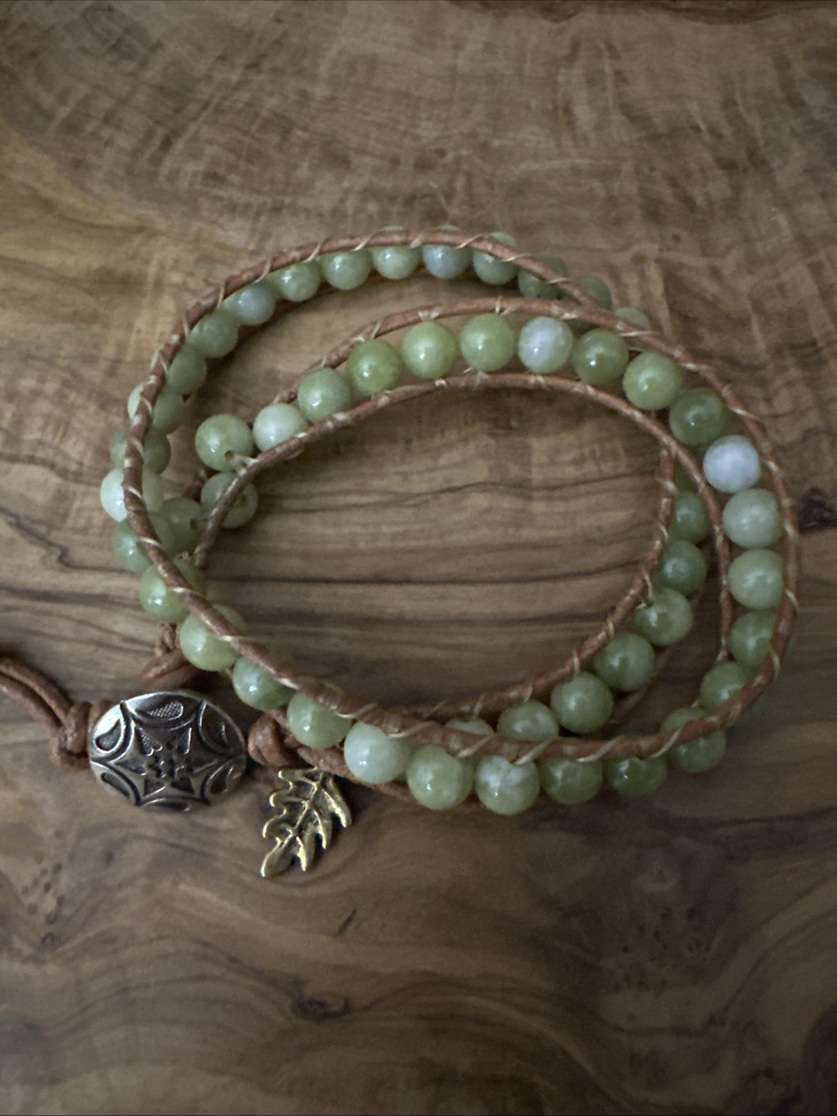 Brown Leather Green Color Stone Beaded Wrap Bracelet Silver Tone Toggle 14-15.5”