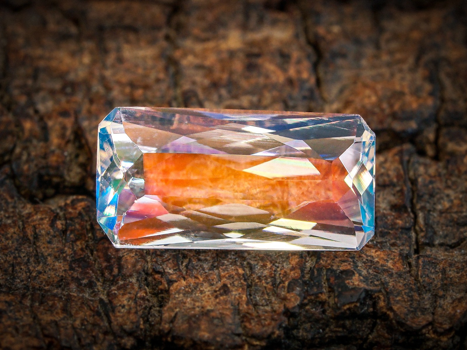 1.60 Carat Golden Rainbow Moonstone Gemstone Faceted 10x4x3 MM Radiant Shape