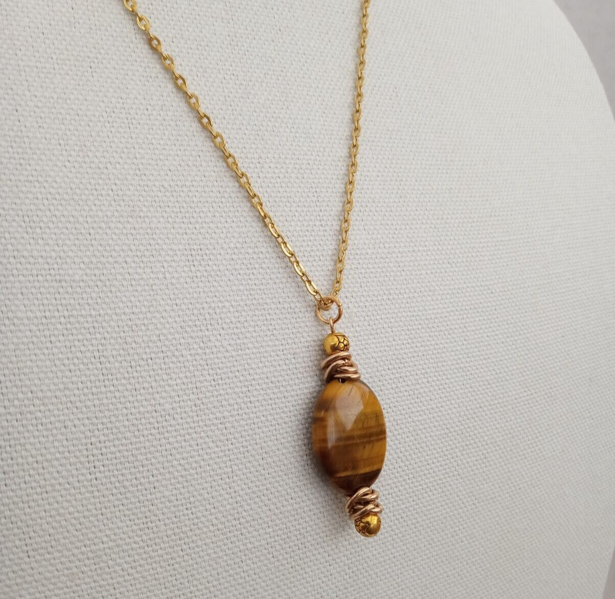 Handmade USA 24-inch Gold Color Chain Necklace Tiger Eye Oval Gemstone Bead