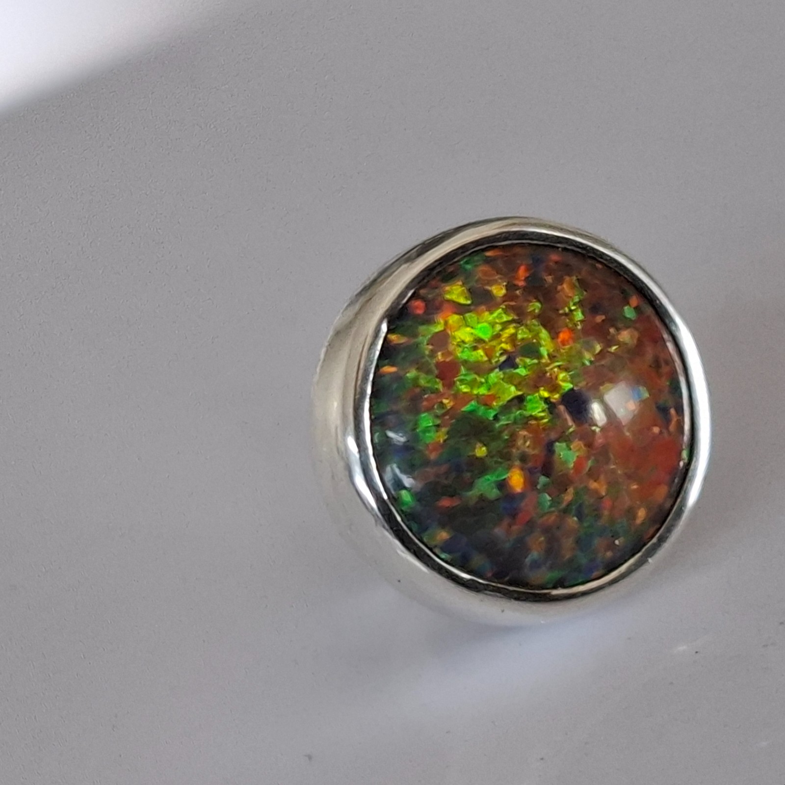 – Beautiful synthetic opal head set in silver for Charlotte 21 –