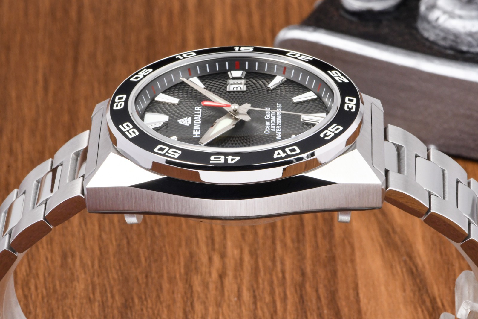Heimdallr Ocean Guard Geometric Dial NH35 200M Automatic Dive Watch 43mm C3 316L