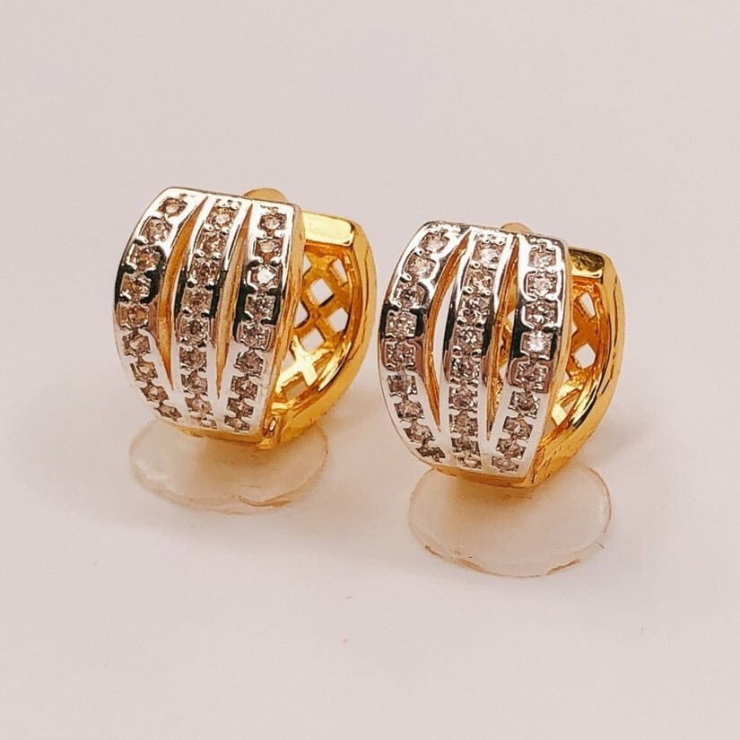 18k Gold Diamond Earrings Free UK Delivery New