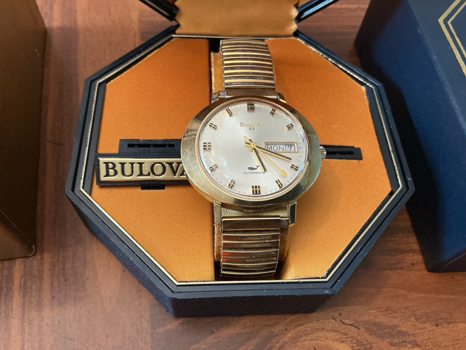 Bulova President 23 Excellence Collection Automatic Kinetic Men’s Watch in Box +