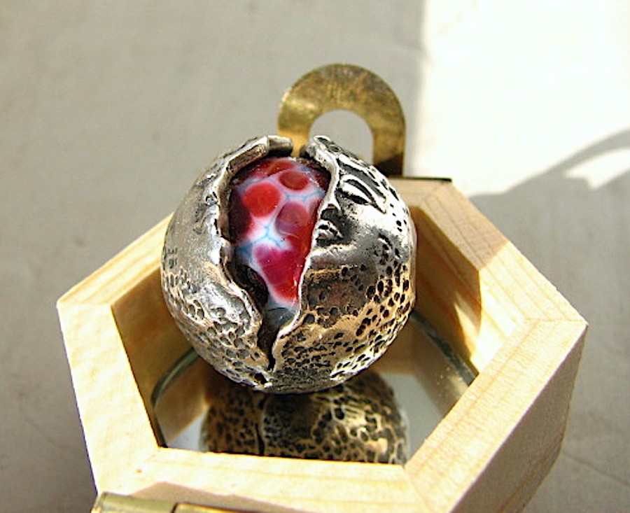 Authentic Ohm Beads Original Inner Self 1.0 No. 48 of 250 Box & Cert.