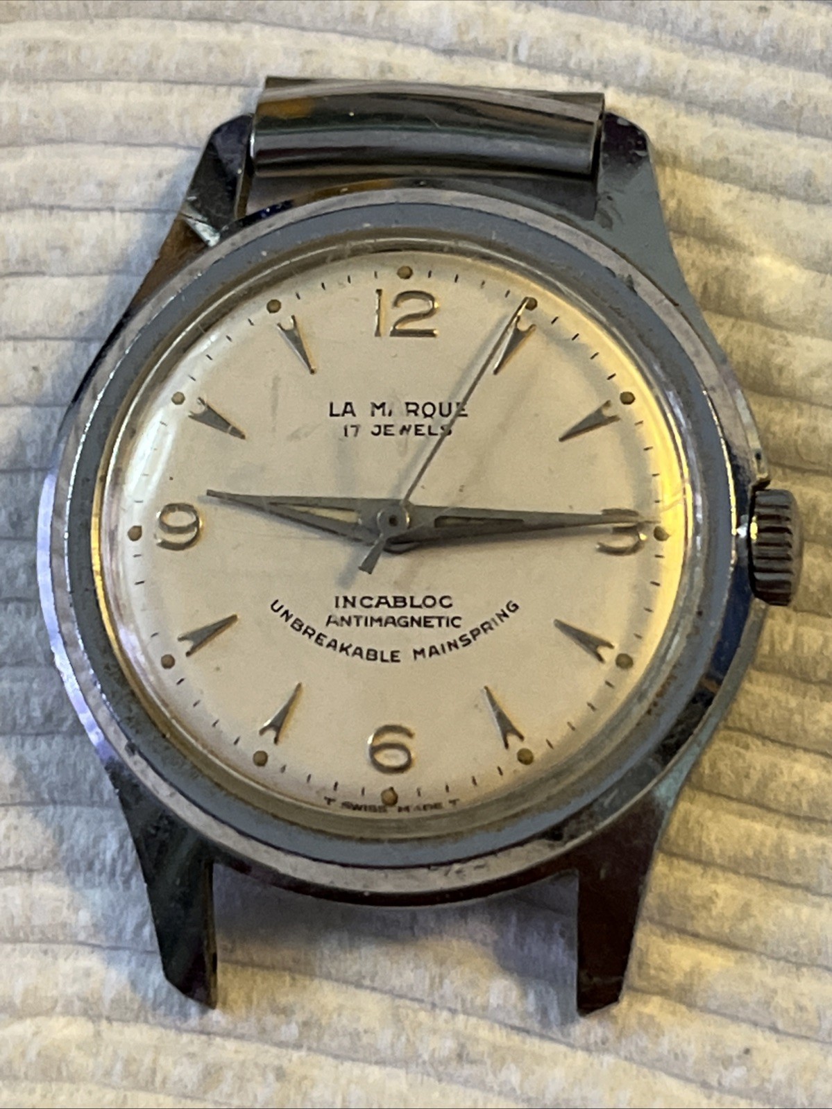 La Marque 17 Jewels Watch Unbreakable Mainspring Incabloc winds