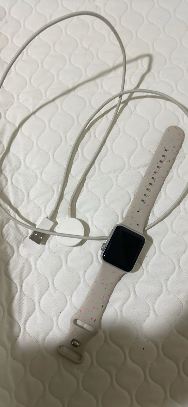 Series 3 Apple Watch With Charger And Watch Band