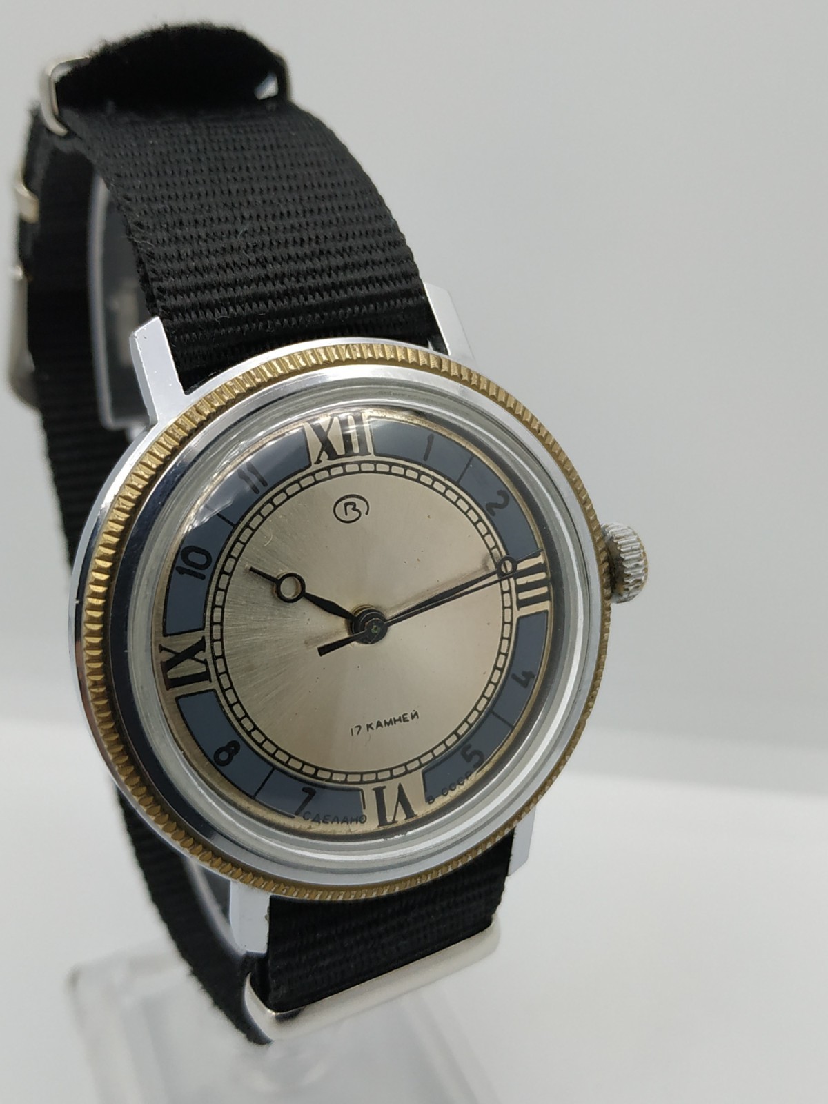 Men’s Classic Retro Watch Vostok Wostok Vintage USSR Mechanical Made in Soviet ☭