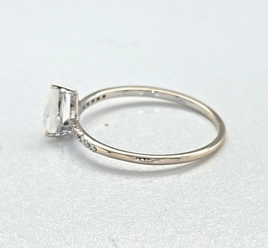 White Stone Lady’s Stone & Diamond Ring 6 Diamonds .024 Carat T.W. (GAL156791)